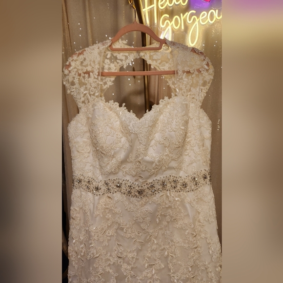 Jasmine Collection Ivory A Line Altered Wedding Gown - Picture 8 of 12